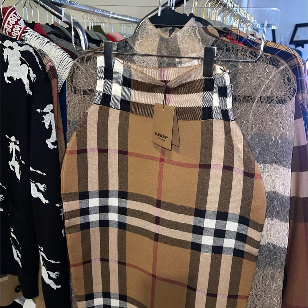 Burberry Kammie Check Pencil Skirt in Birch Brown - Picture 10 of 17